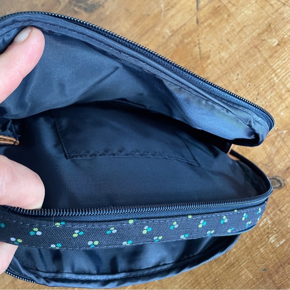 Crossbody bag - Picture 7 of 12